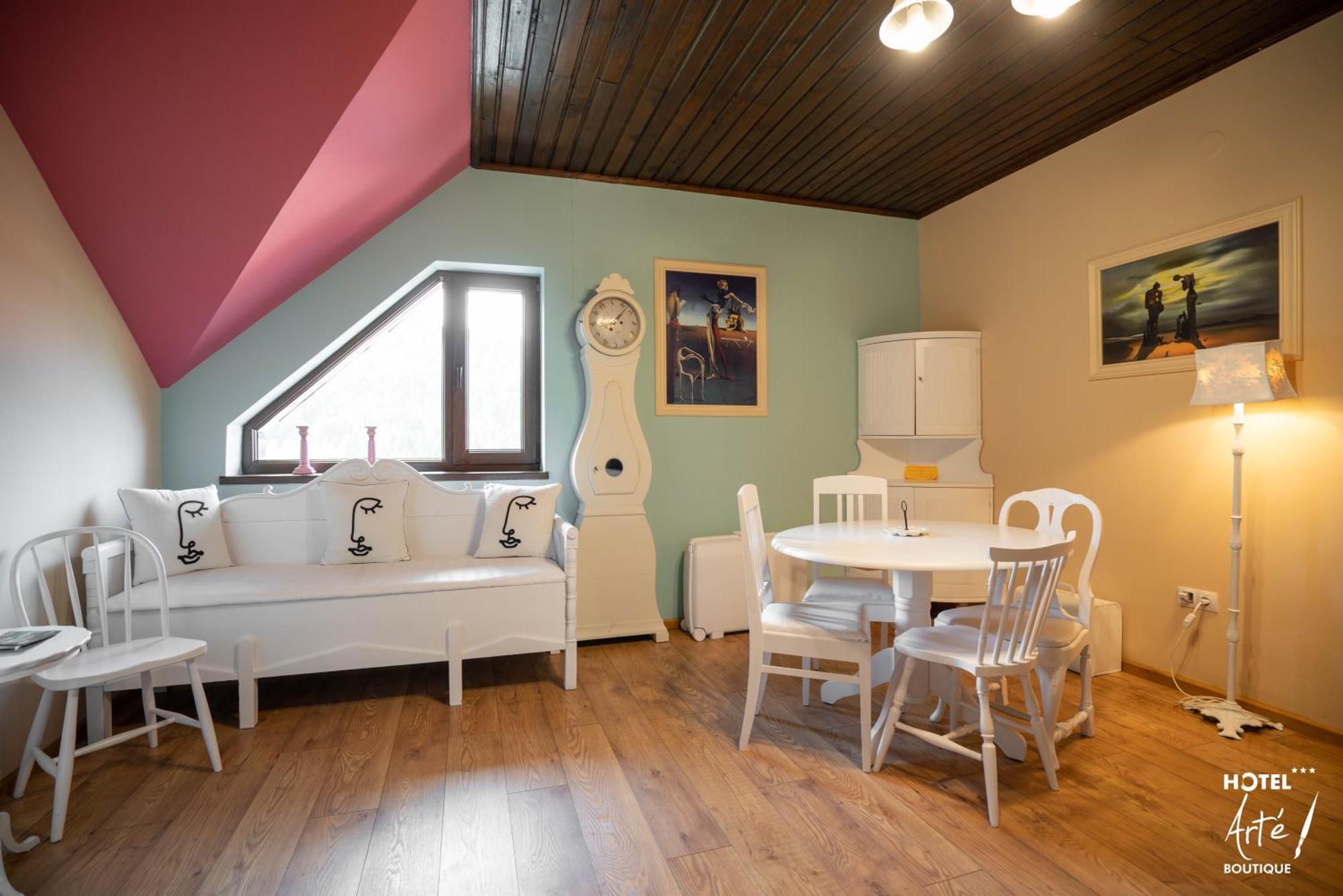 Art'E Boutique Rooms BaileTusnad Exterior foto