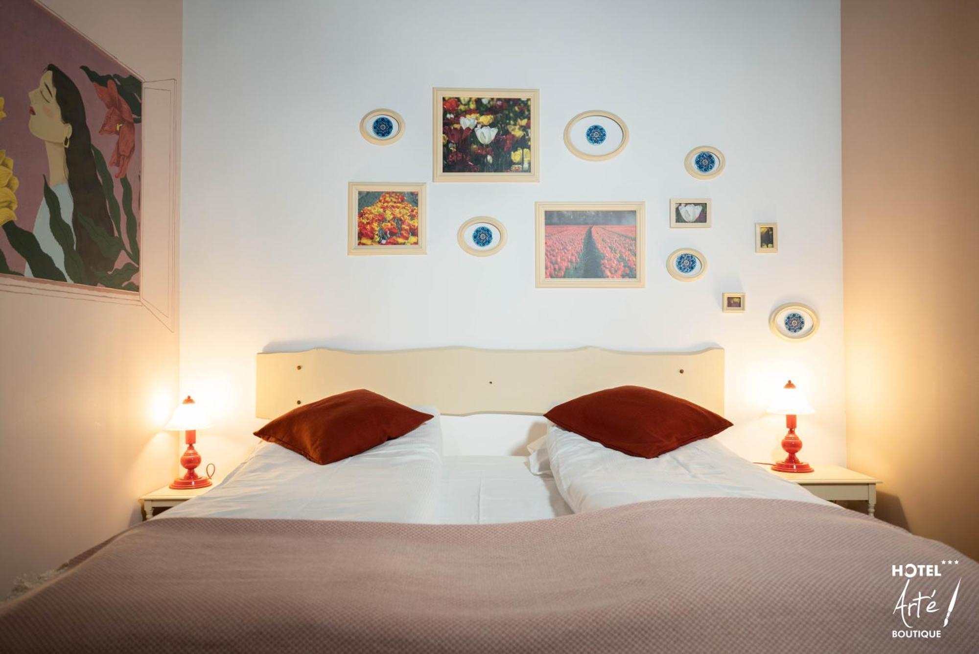 Art'E Boutique Rooms BaileTusnad Exterior foto